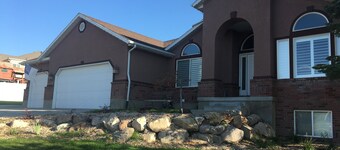 2000 sq foot exec apt./private vacation/quiet neighborhood close to ski resorts