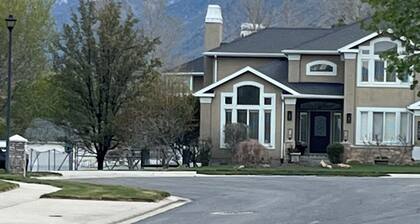 2000 sq foot exec apt./private vacation/quiet neighborhood close to ski resorts