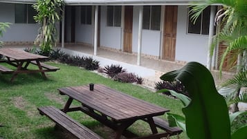 Aire de pique-nique/barbecue