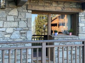 تفاصيل الفندق من الخارج