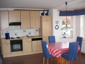 Nicht klassifiziertes Bild, 3 von 10, Schaltfläche