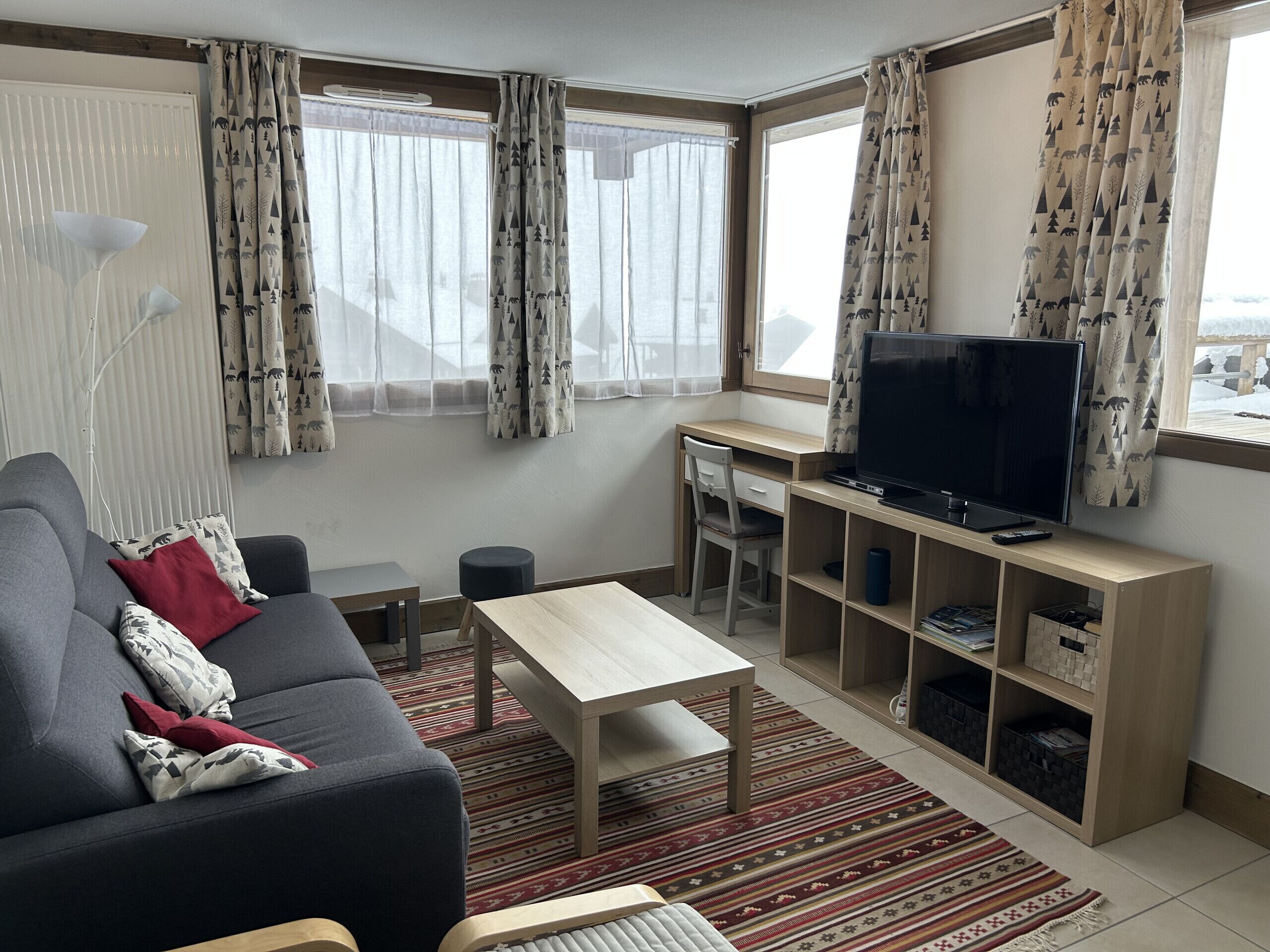 TV, DVD player