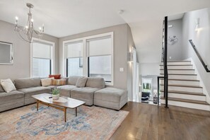 Smart TV, offices