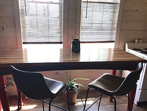Dining - Lakeview Loft Relax Island Time  (North Hero)