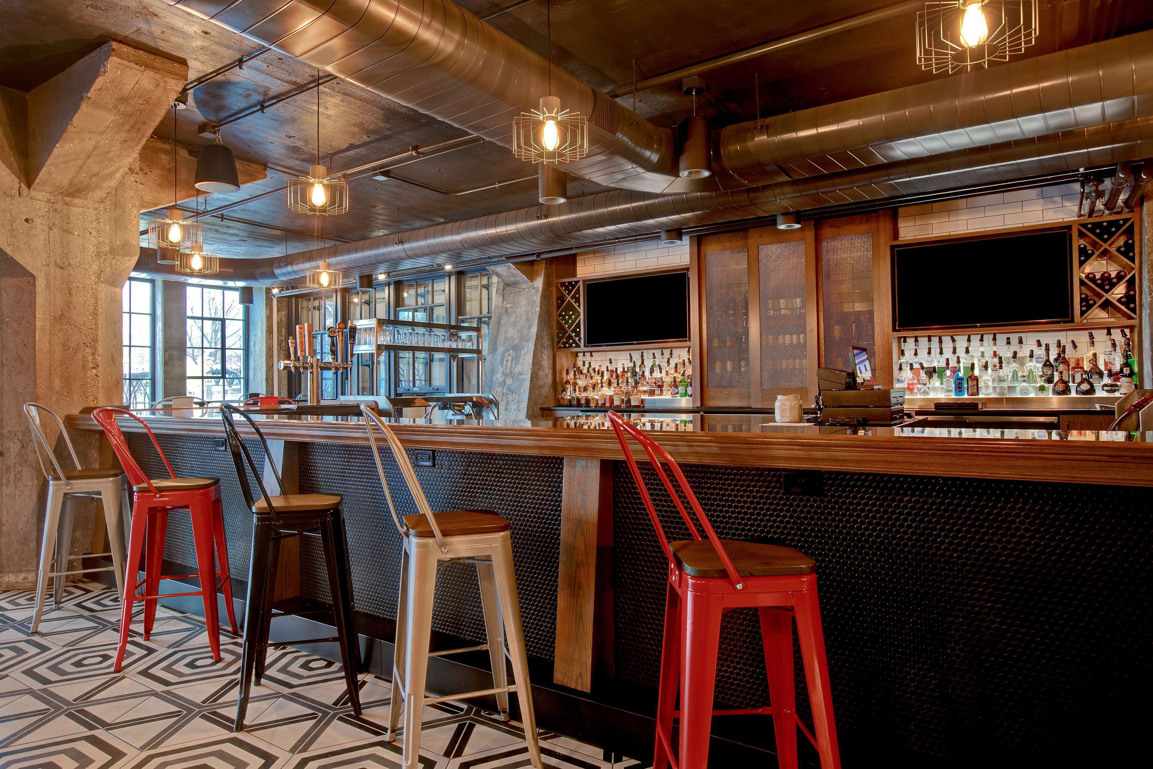 2 bares o lounges, bar en la azotea 