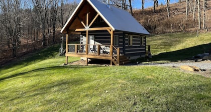 Cozy Cabin Near Grayson Highlands State Park