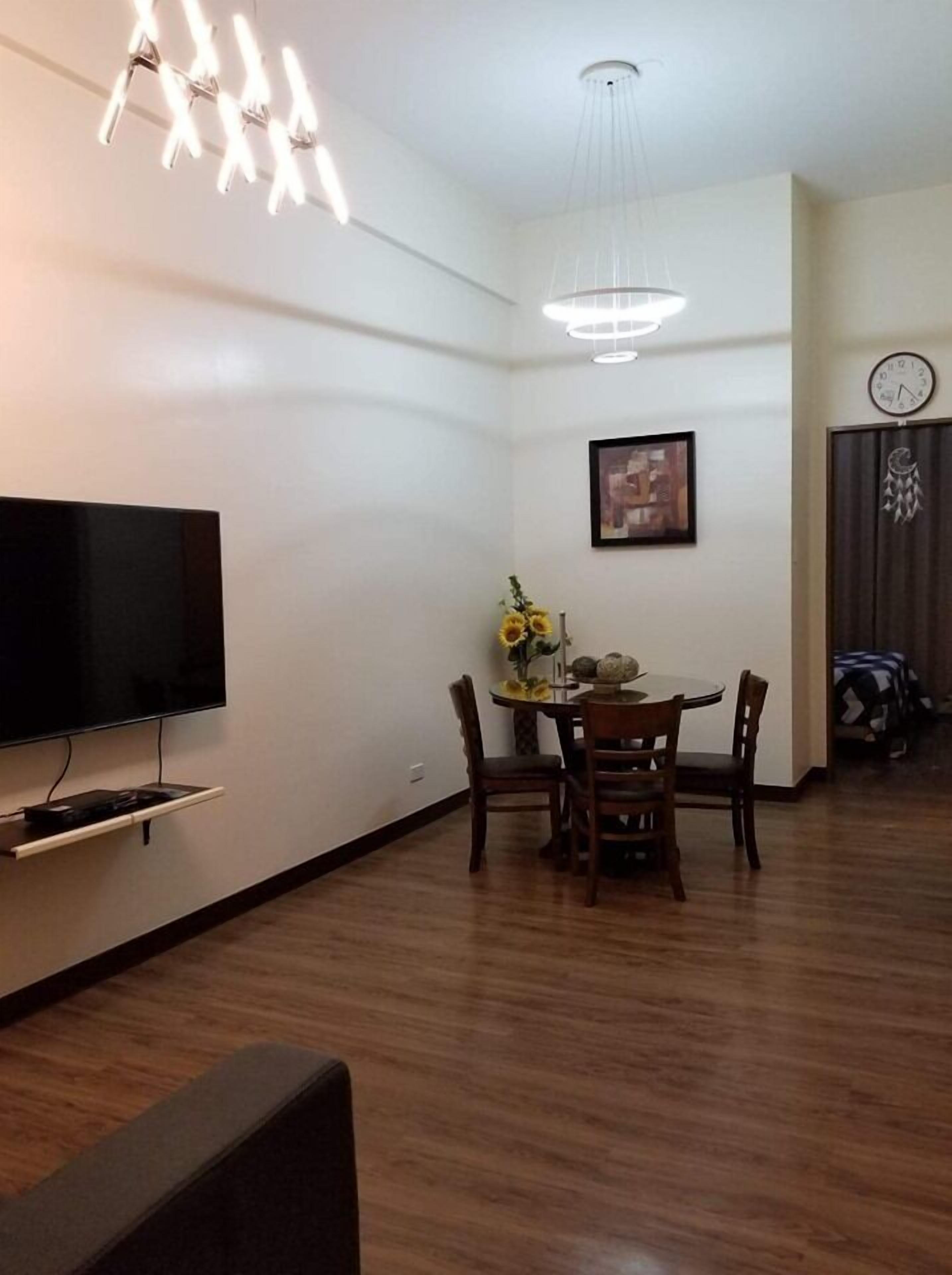 Condo (for 6 Pax) | Living area | Flat-screen TV