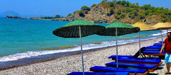 Zirkon Beach Camping