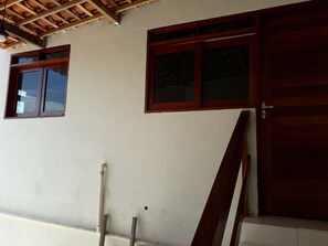 Exterior detail - RENT BY SEASON, ROUTE OF MIRACLES / MARCINEIRO (São Miguel dos Milagres)