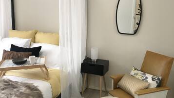 1 bedroom, desk, iron/ironing board, free WiFi