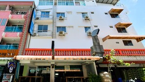 Exterior - Sweet Pound Hotel (Pattaya)