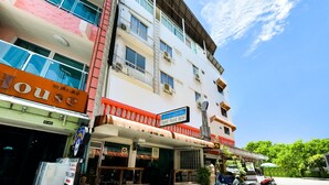 Exterior - Sweet Pound Hotel (Pattaya)