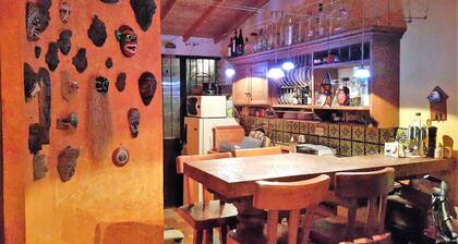 Apartamento en El Retiro, acogedor y campestre en el centro del pueblo.