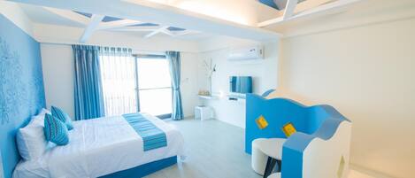 Bureau, rideaux occultants, chambres insonorisées