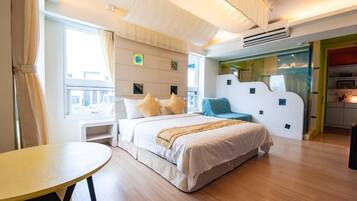 Double Room | Free WiFi, bed sheets