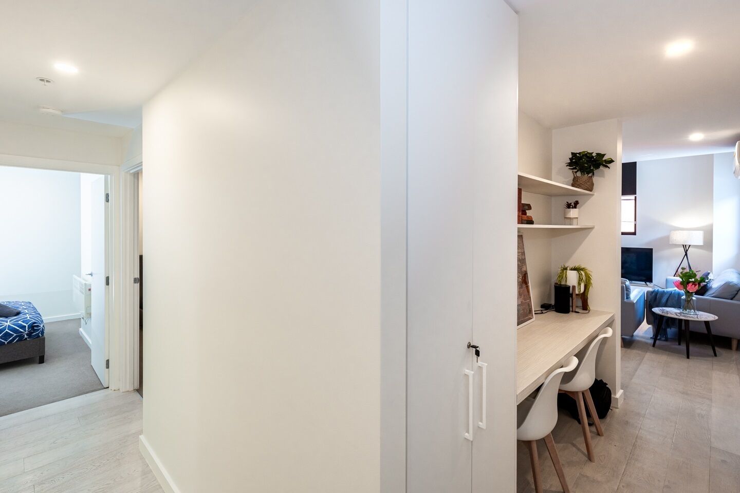 CBD 2BR Loft • Walk to Marvel & Sth Cross — image 11