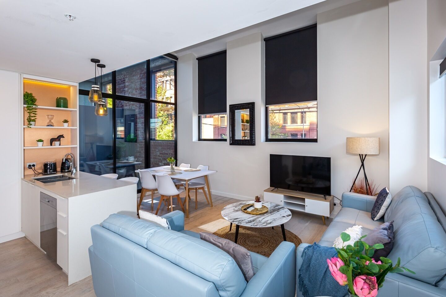 CBD 2BR Loft • Walk to Marvel & Sth Cross — image 4