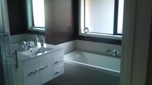 Bathtub, soap, toilet paper