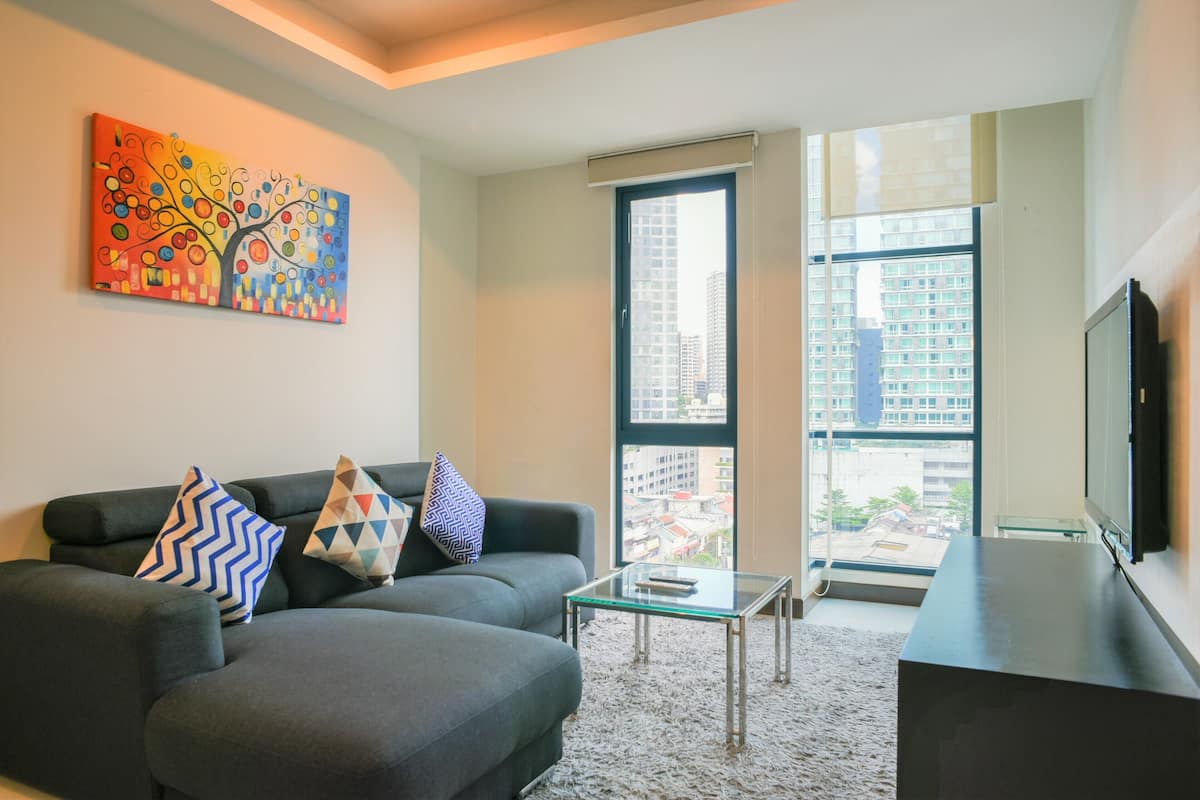 Family Apartment, 2 Bedrooms | Living area