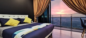 Almas Suites Puteri Harbour Hello Kitty