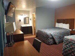 Room, 2 Queen Beds, Smoking