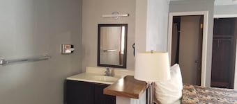 Economy Inn