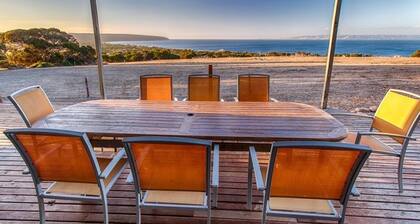 Antechamber Bay Retreats