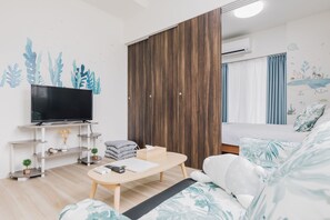Apartemen, 1 kamar tidur (No.5) | 1 kamar tidur, meja kerja, tirai kedap cahaya, dan Wi-Fi gratis