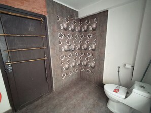 Departamento | Baño | Regadera, amenidades de baño gratuitas, secadora de cabello, pantuflas 
