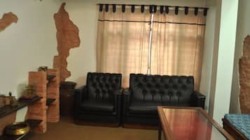 Yala Apartment | Living area