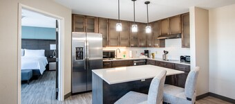 Staybridge Suites Scottsdale - Talking Stick by IHG