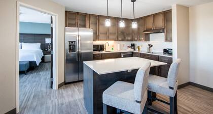 Staybridge Suites Scottsdale - Talking Stick by IHG