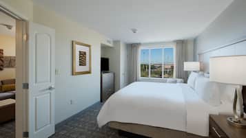 1 habitación, ropa de cama de alta calidad y escritorio