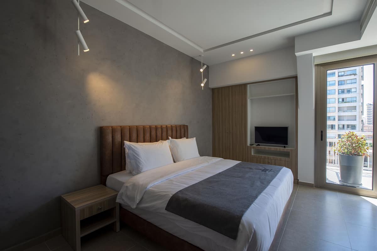 Penthouse, 1 slaapkamer (Peak) | 1 slaapkamer, een kluis op de kamer, een laptopwerkplek