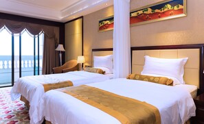 In-room safe, desk, blackout curtains, soundproofing - Taishan Bojue Hotel (Jiangmen)