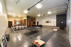 Spielezimmer