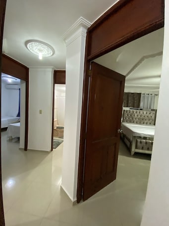 3 bedrooms, in-room safe, desk, iron/ironing board. 1DR PARADISE V, the best to stay, near to US EMBASSY, all kind transportation.