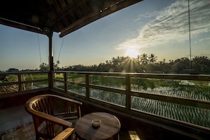 Deluxe Room | Terrace/patio - Villa Tanah Carik (Tegallalang)