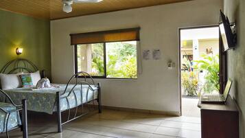 1 sovrum, wi-fi och sÀngklÀder