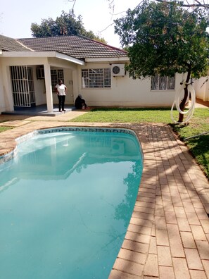 Piscina externa