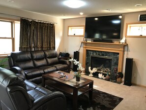 Smart TV, tenis de mesa y oficina 