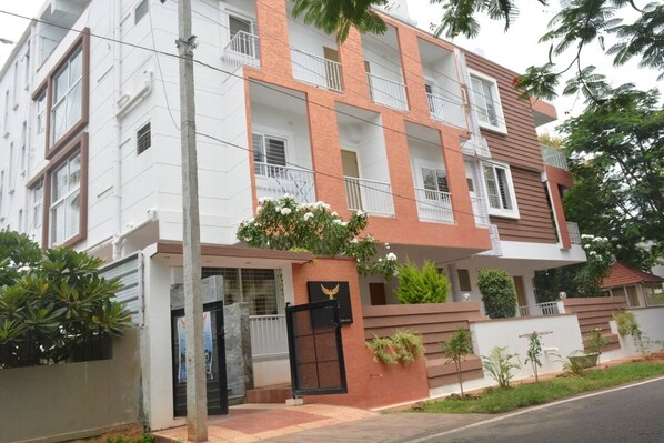 Exterior - It is a villa with all the basic amenities exactly like your sweet home. (Mysuru)