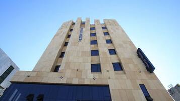 Bagian depan properti