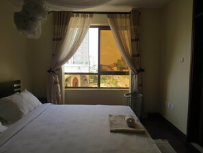 2 Schlafzimmer, Bügeleisen/Bügelbrett, WLAN