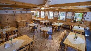 Daily buffet breakfast (EUR 5 per person)