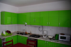 Microwave, coffee/tea maker