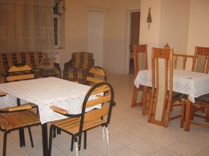 Dining - Villa in the Center of Yerevan (Yerevan)