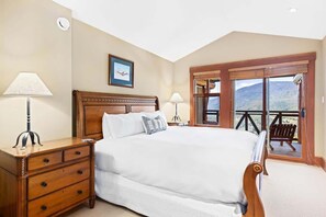 3 chambres, fer et planche à repasser, Wi-Fi, literie fournie