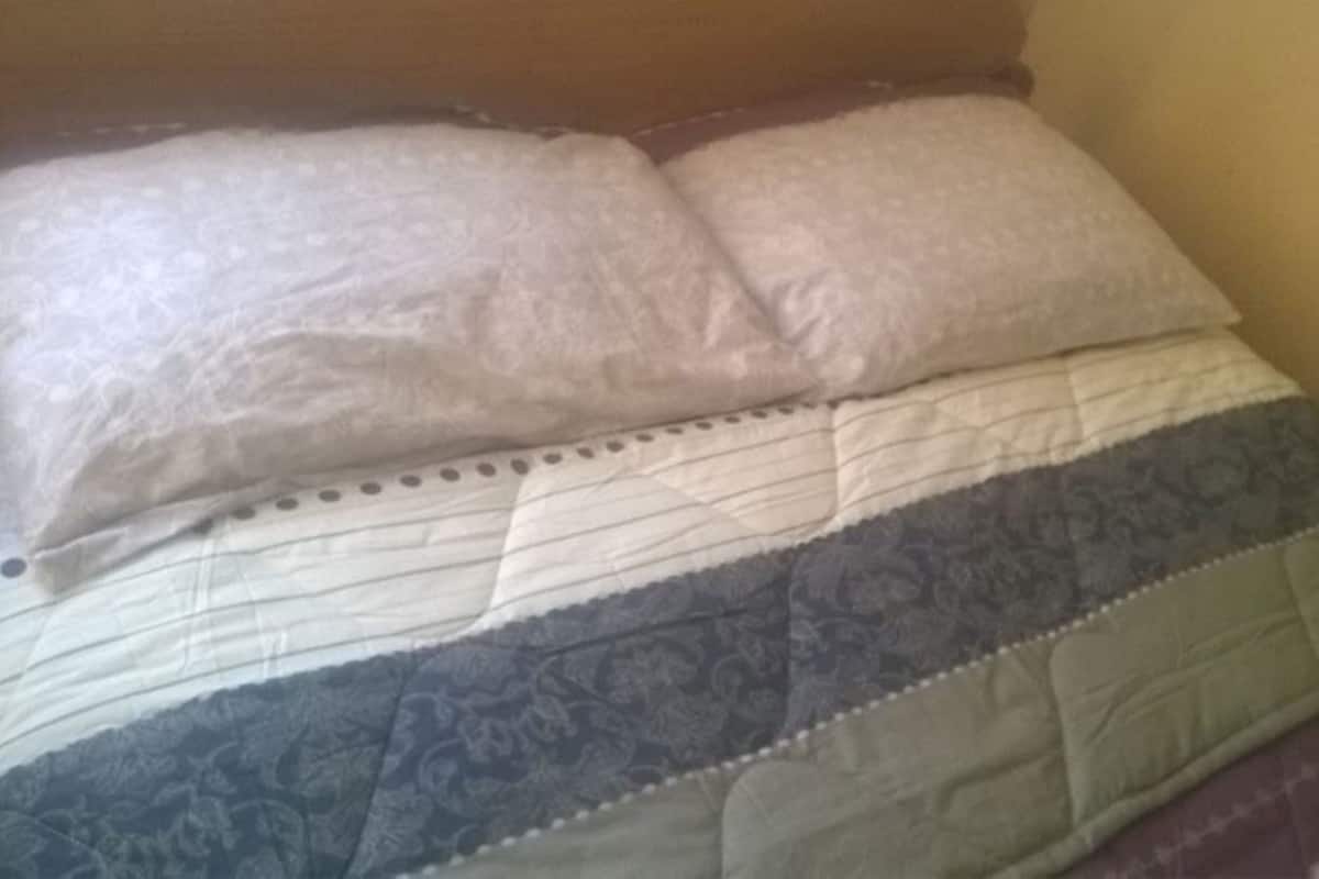 Bureau, Wi-Fi gratuit, draps fournis