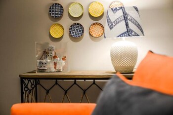 DELUXE JUNIOR SUITE.